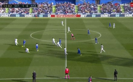 1641136137419038722.gif 【西甲】米利唐送礼魔笛中横梁 皇马0比1客负赫塔费