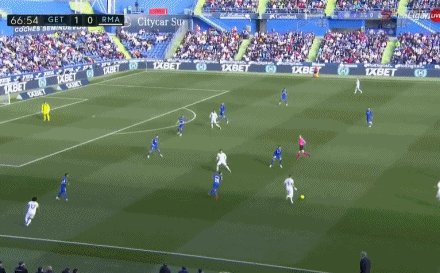 1641136124745071199.gif 【西甲】米利唐送礼魔笛中横梁 皇马0比1客负赫塔费