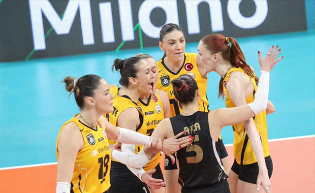 马尔科娃追平得分纪录!瓦基弗13连胜占晋级先机,艾格努38分|瓦基弗银行|卡绍特|博斯科维奇|比赛|女排欧冠_新浪体育_新浪新闻