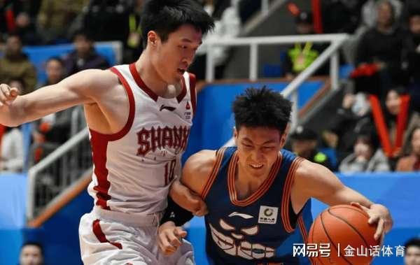 星空体育-太离谱！山西打四川，末节比分6-9，网友: 这是职业球员干的事？