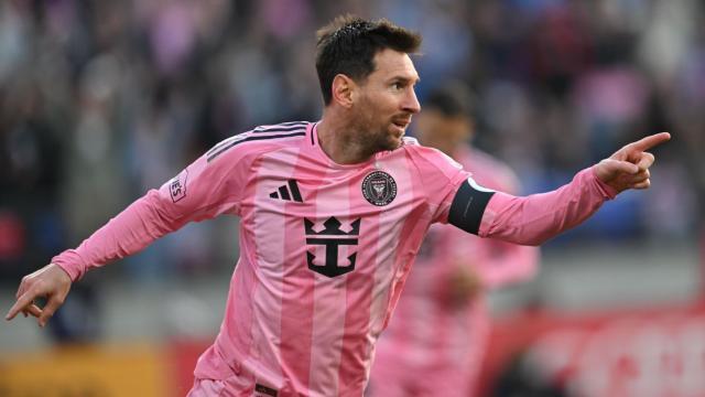 1772939309577087356.jpg 轻巧破门助球队客胜,梅西离900球里程碑只剩一步